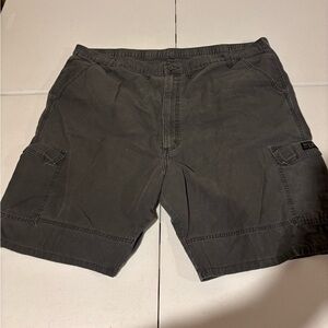 Wrangler Men’s Size 46 Workwear Cargo Shorts Gray